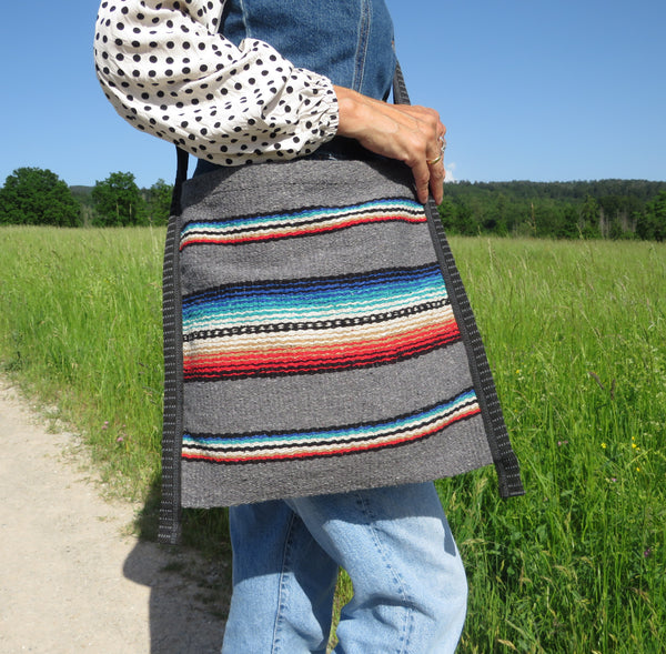Ethno Hirtentasche Retro   EL PASO Mexiko Style  70% Polyacryl 30% Polyester grau 70er 33cm x32cm