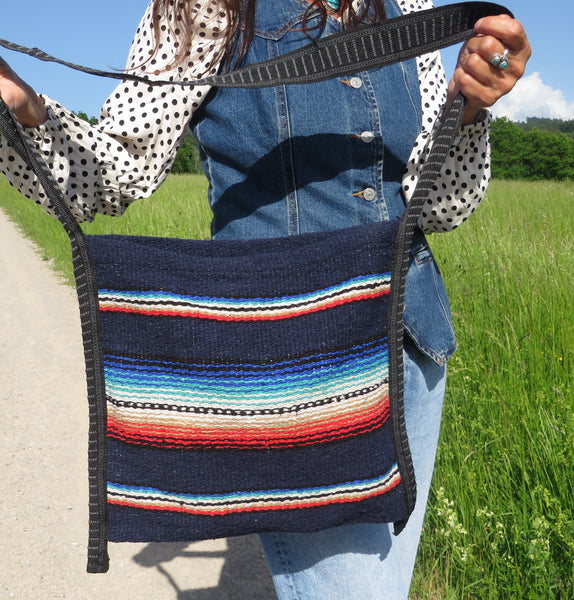 Hippie Hirtentasche  EL PASO Mexiko Style  70% Polyacryl 30% Polyester blau 33cm x32cm
