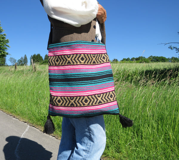 Retro Hippie Hirtentasche  EL PASO 70er Jahre 70% Polyacryl 30% Polyester bunt