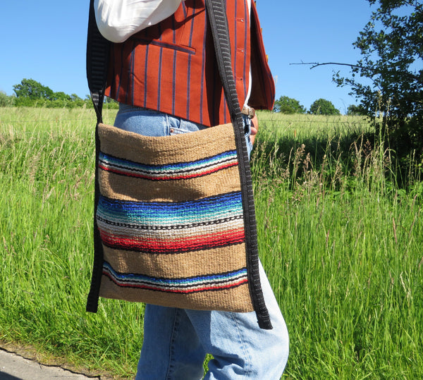 Festival  Schultertasche  EL PASO Mexiko Style  70% Polyacryl 30% Polyester beige 33cm x32cm