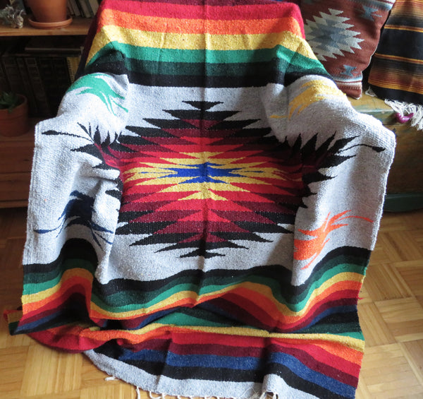 mexikanische Ethno Decke  NAVAJO grau handgewebt  220cmx125cm Mexican Diamond Blanket  50% Polyacryl 40% Polyester 10% Baumwolle