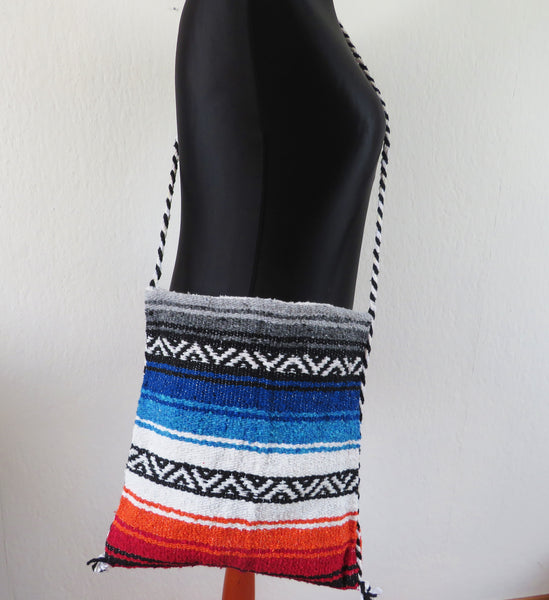 Navajo Indianer Hirtentasche EL PASO Mexiko handgewebt Bohemian Style bunt  Material  50% Polyacryl  40% Polyester 10% Baumwolle Hersteller Molina Made in Mexico