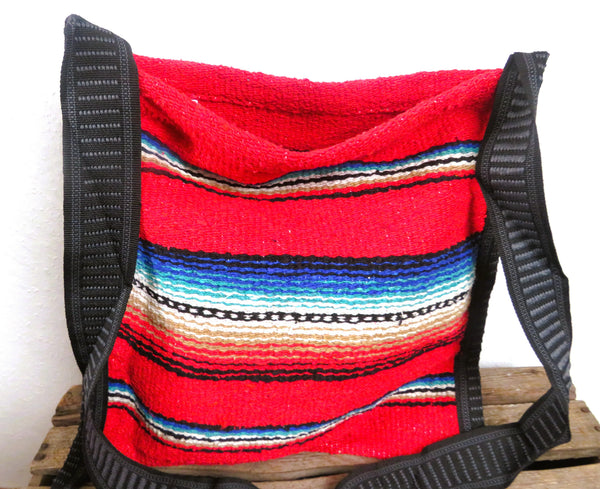Hippie Hirtentasche  EL PASO Mexiko Style  70% Polyacryl 30% Polyester  rot 33cm x32cm