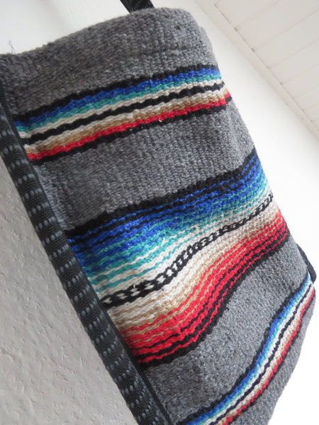 Ethno Hirtentasche Retro   EL PASO Mexiko Style  70% Polyacryl 30% Polyester grau 70er 33cm x32cm
