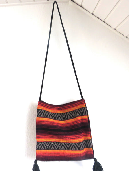 Ethno  Retro Hirtentasche  EL PASO im mexikanischen Stil  70% Polyacryl 30% Polyester rot orange