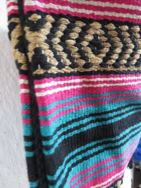 Ethno Hirtentasche  EL PASO im mexikanischen Stil  70% Polyacryl 30% Polyester  pink türkis