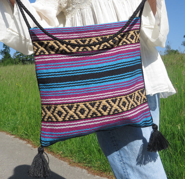Boho Festival Schultertasche  EL PASO mexikanisch  70% Polyacryl 30% Polyester  türkis pink
