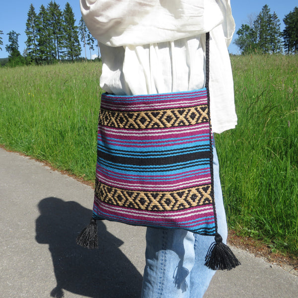 Boho Festival Schultertasche  EL PASO mexikanisch  70% Polyacryl 30% Polyester  türkis pink