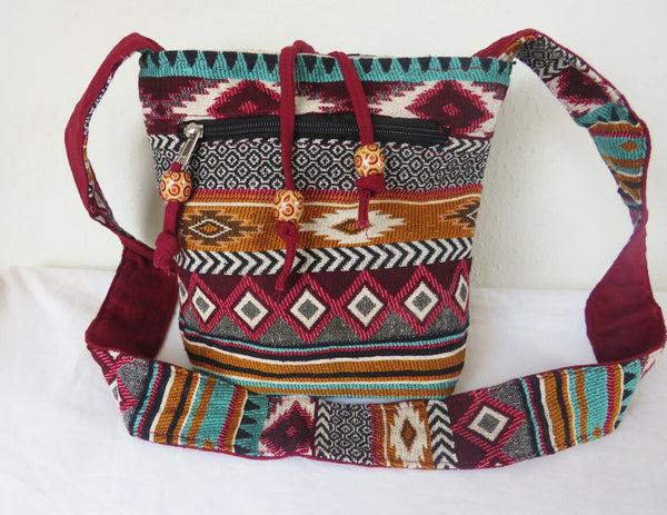 Jacquard Ethno Hippie  Schultertasche Indien Aztekenmuster  Material 100% Baumwolle  24cm x 23cm