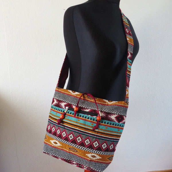 große Jacquard Ethno Hippie  Schultertasche Indien Aztekenmuster  Material 100% Baumwolle  37cm x 32cm