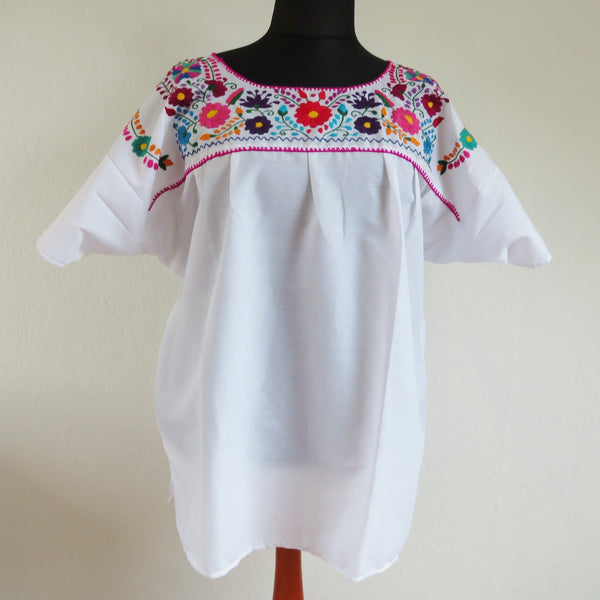 BALD WIEDER VERFÜGBAR Gr XL Plus Size Ethno Bluse mit floraler Stickerei weiß  Boho mexican embroidered blouse 80% Baumwolle 20% Polyester