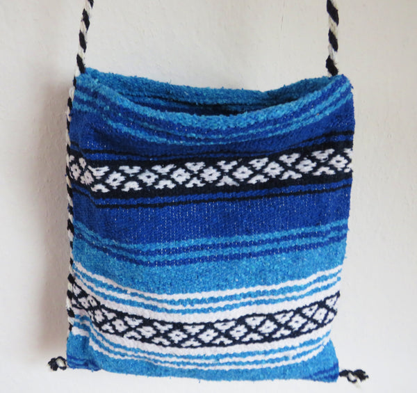 ZUR ZEIT AUSVERKAUFT Ethno Hirtentasche EL PASO blau türkis  Mexiko gewebt Boho Tasche  Festival  Material  50% Polyacryl 40% Polyester 10% Baumwolle Hersteller Molina Made in Mexico