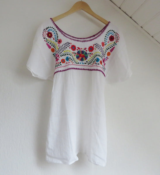 BALD WIEDER VERFÜGBAR Gr L mexikanische Blumen Hippie   Bluse weiß  Boho mexican embroidered Boho blouse 100% Baumwolle