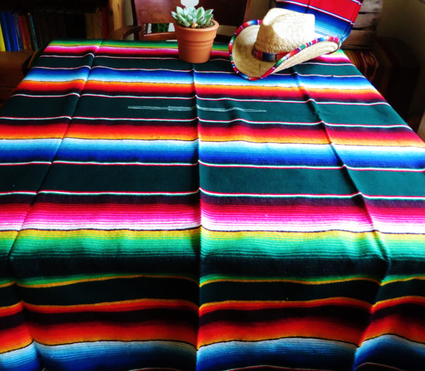 mexikanische Hippie Decke SANTA FE gewebt rainbow dunkelgrün Ethno Überwurf Sarape Molina Made in Mexico                 e 220cm x 117cm 100% Polyacryl