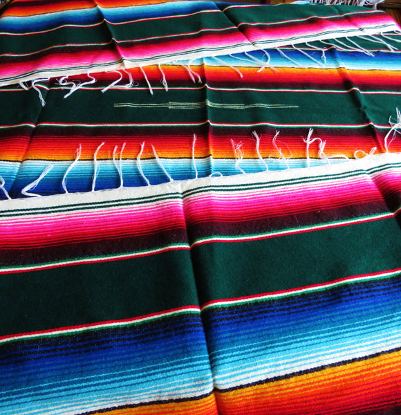 mexikanische Hippie Decke SANTA FE gewebt rainbow dunkelgrün Ethno Überwurf Sarape Molina Made in Mexico                 e 220cm x 117cm 100% Polyacryl