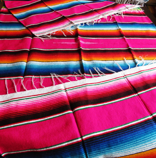 BALD WIEDER VERFÜGBAR mexikanische Bohemian Decke SANTA FE handgewebt pink rainbow Yoga  Ethno Tagesdecke Southwest  Molina made in Mexico 215cm x 90cm 100% Polyacryl