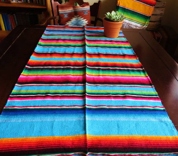 BALD WIEDER VERFÜGBAR mexikanischer Bohemian Tischläufer SANTA FE Ethno Decke mexican blanket türkis 150cm x 56cm  100% Polyacryl Hersteller Molina