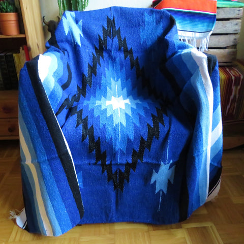 mexikanische Decke NAVAJO  blau handgewebt Boho Tagesdecke 220cm x 125cm  50% Polyacryl 40% Polyester 10% Baumwolle Hersteller Molina Made in Mexico