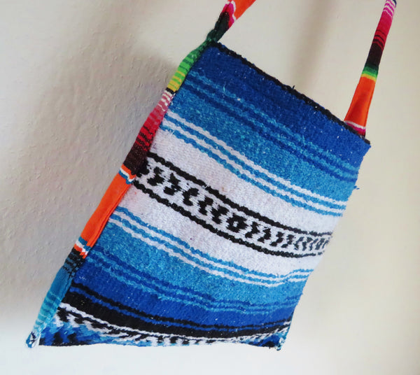 BALD WIEDER VERFÜGBAR mexikanische Hippie Schultertasche SOUTHWEST Sarape blau türkis handgewebt mexican Blanket Bag  50% Polyacryl 40% Polyester 10% Baumwolle Hersteller Molina Made in Mexico