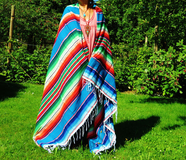 ZUR ZEIT AUSVERKAUFT BALD WIRDER VERFÜGBAR mexikanische Boho Sarape Decke SANTA FE  gewebt petrol blau bunt Saltillo Mexican Blanket  225cm x 150cm 50% Baumwolle 50% Polyacryl  Made in Mexico